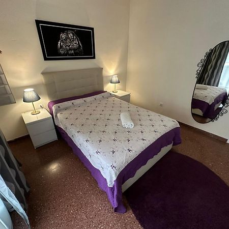 Rooms Viladomat Барселона Екстериор снимка