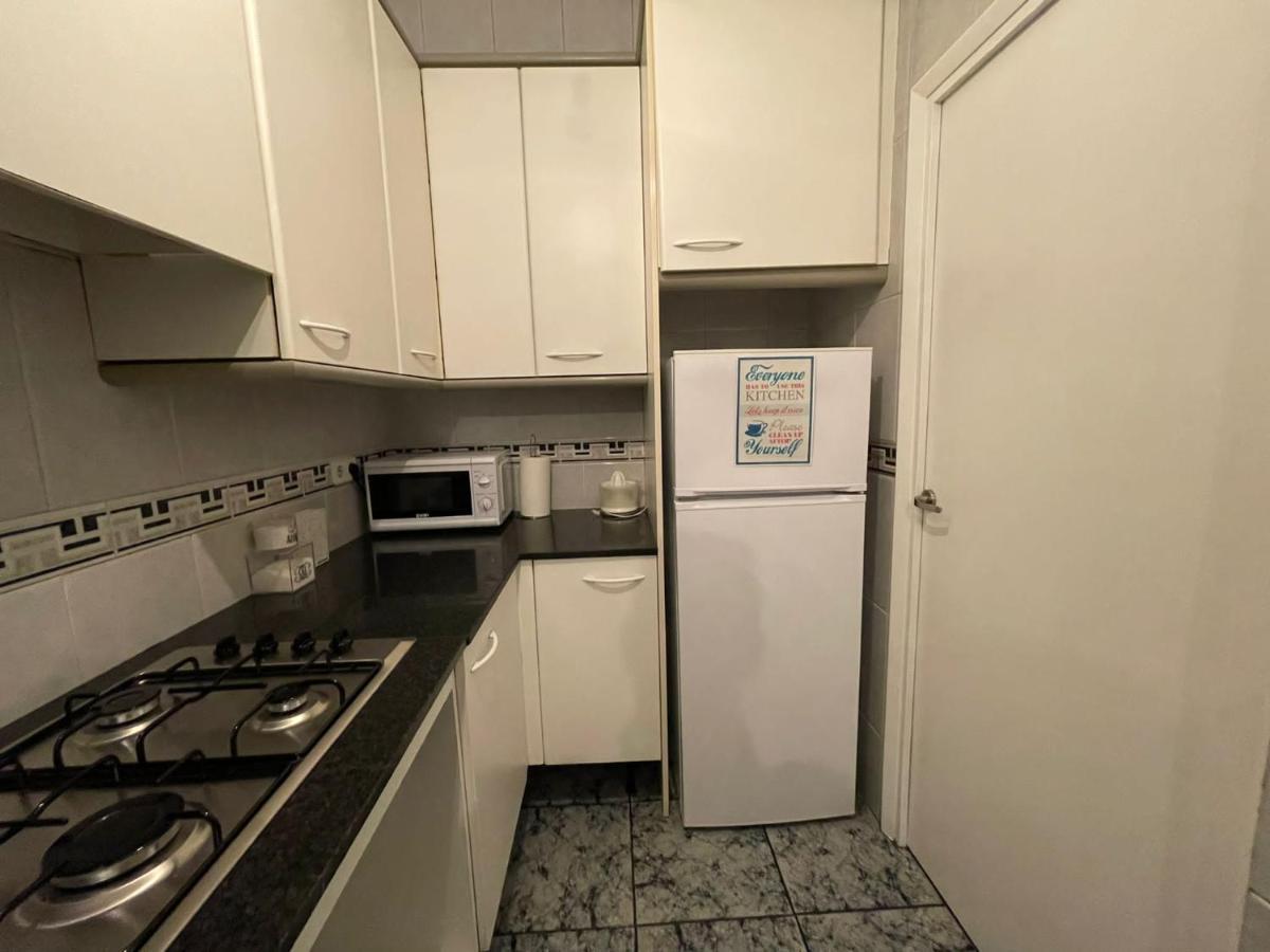 Rooms Viladomat Барселона Екстериор снимка