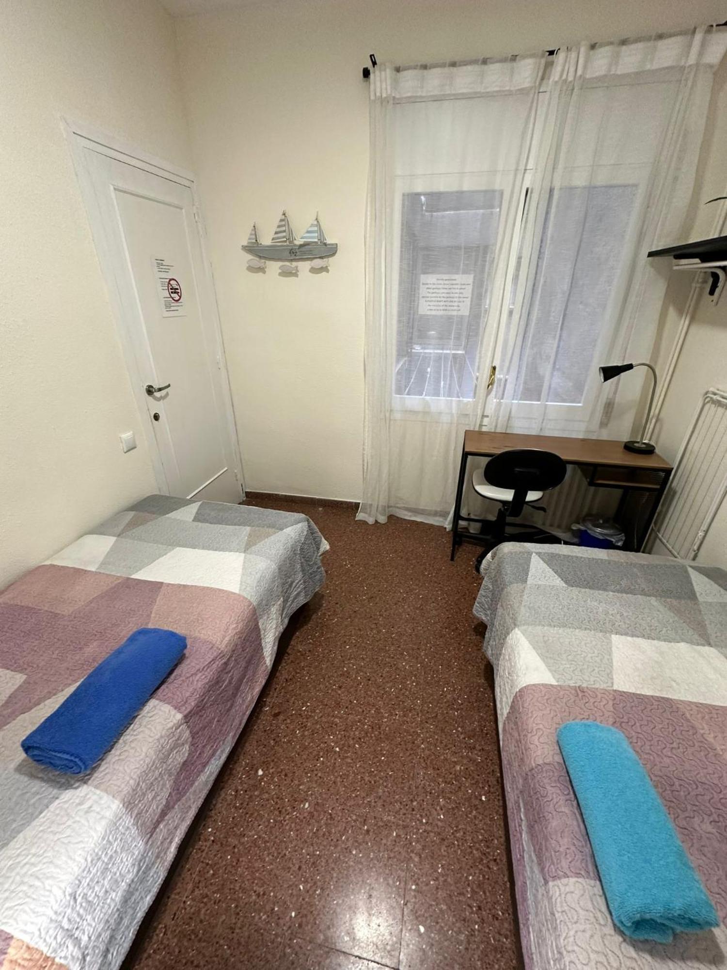 Rooms Viladomat Барселона Екстериор снимка
