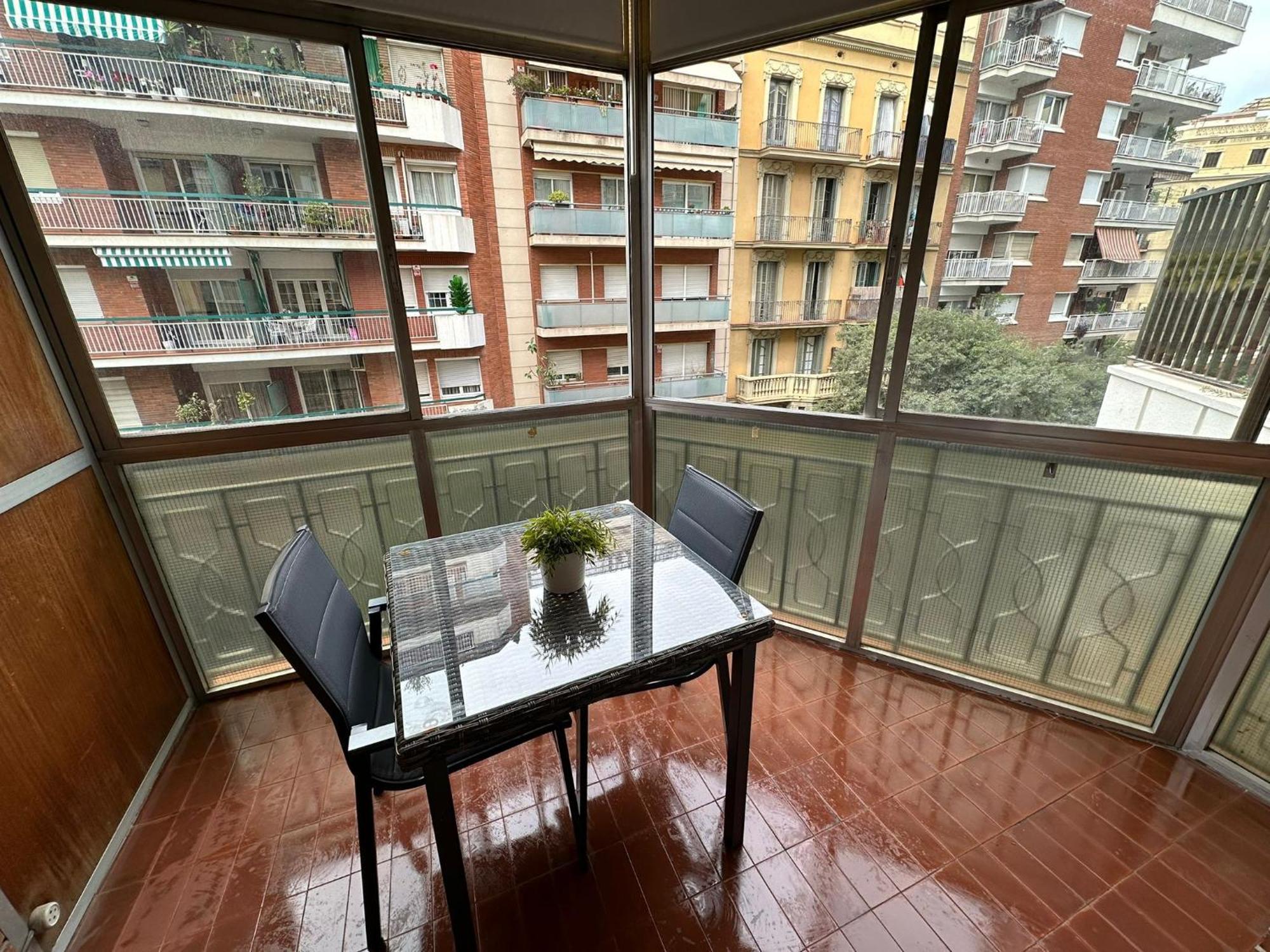 Rooms Viladomat Барселона Екстериор снимка